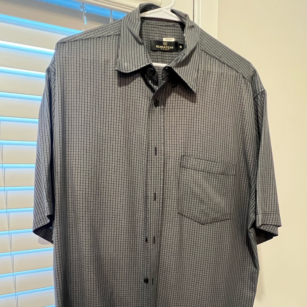Bugatchi Uomo Short Sleeve Button Down